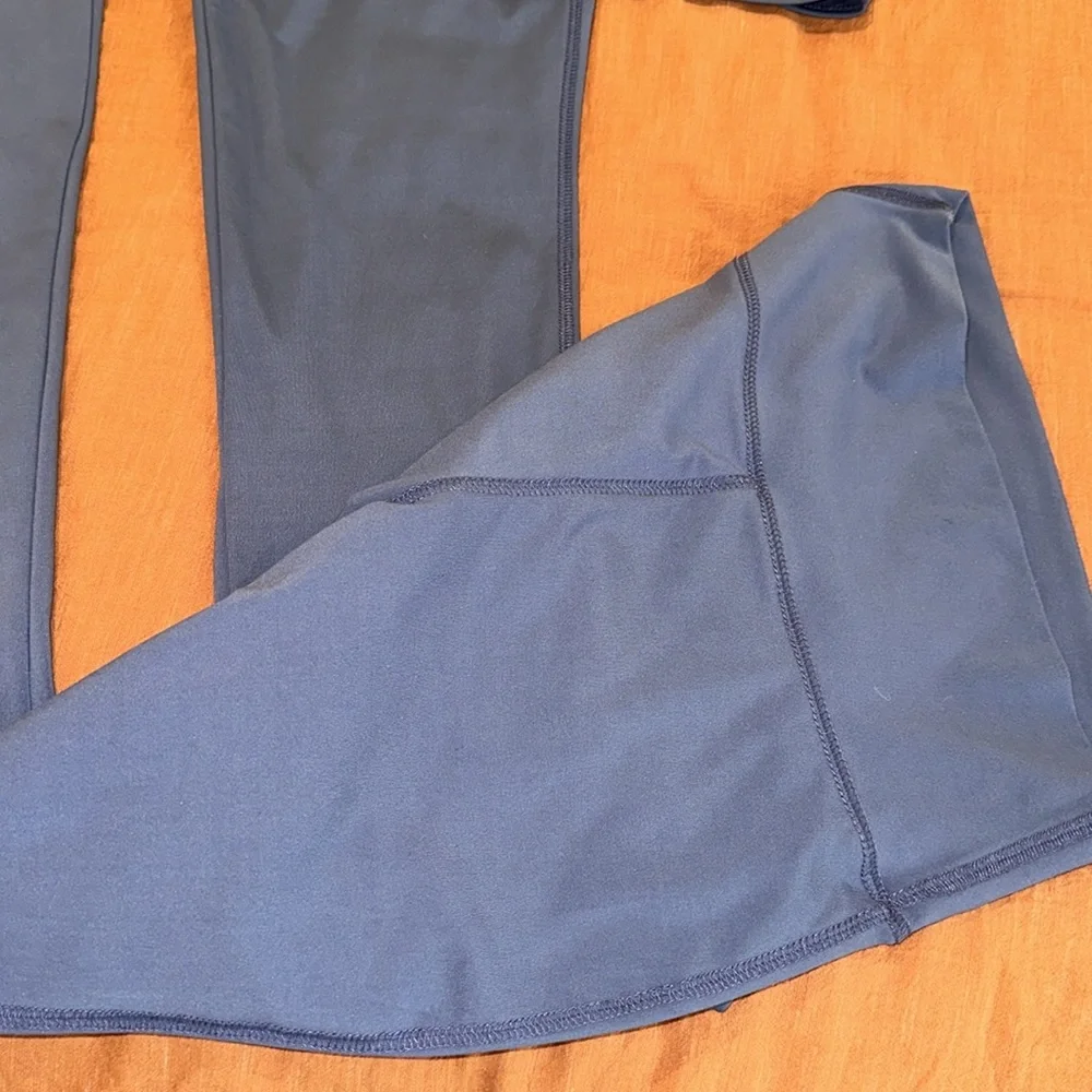Blue Workout set - Picture 4 of 4